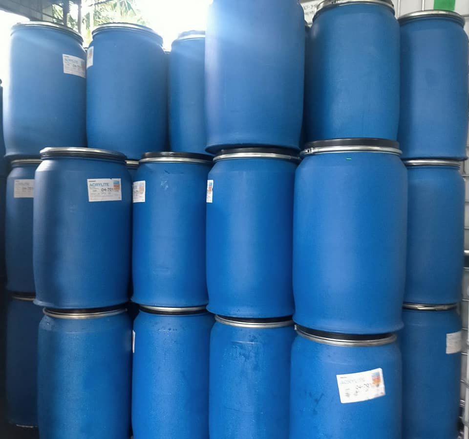 Used 250 Litre Open Top Blue Plastic Drums | Packaging Land